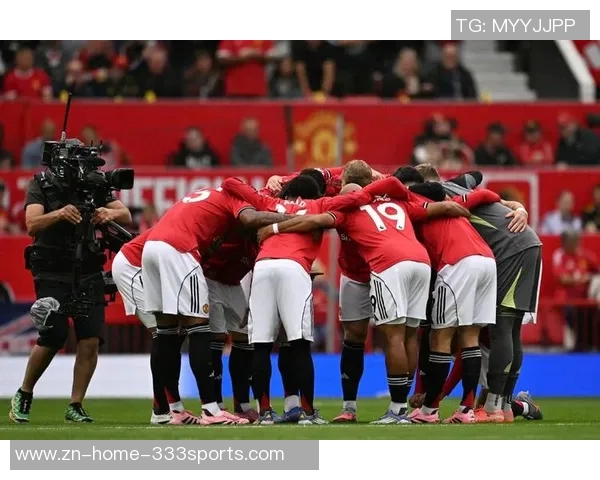 费迪南德称赞拉门斯稳定表现提升全队信心助力战胜桑德兰 费迪南德称赞拉门斯稳定表现提升全队信心助力战胜桑德兰