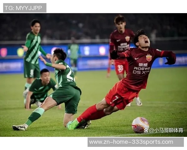 青岛海牛与上海海港激战正酣2025中超联赛第27轮精彩回顾