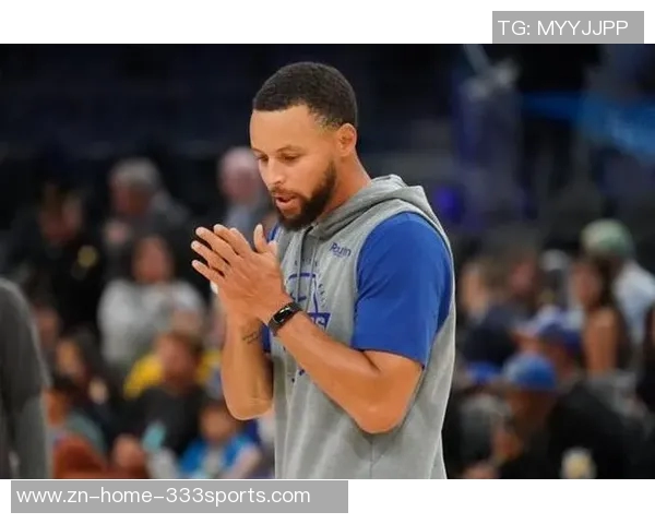 库里谈赛季开局的疯狂与挑战感受脖子被抓的平淡心态 库里谈赛季开局的疯狂与挑战感受脖子被抓的平淡心态